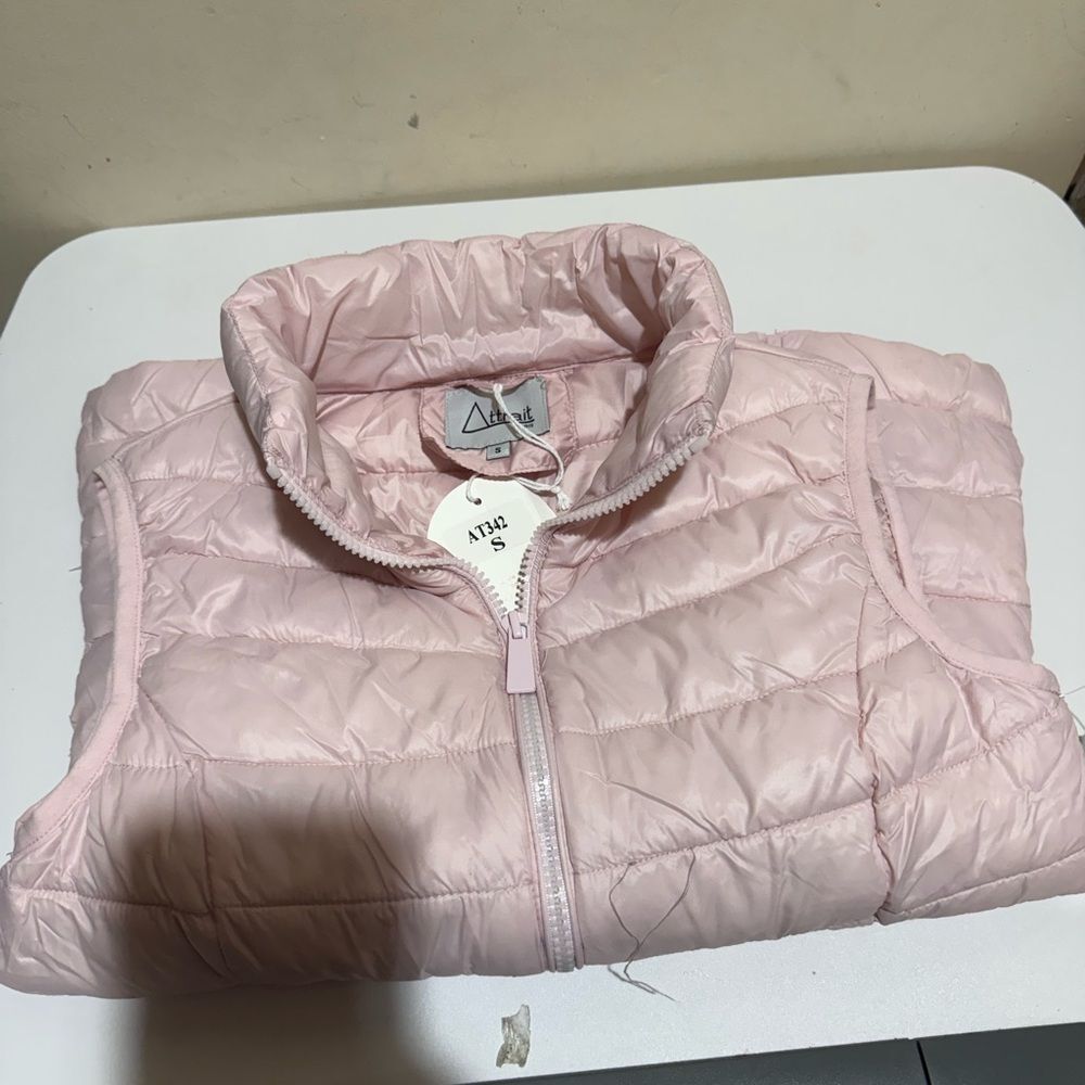 Light Pink Puffer Vest size Women S - Picture 2 of 3